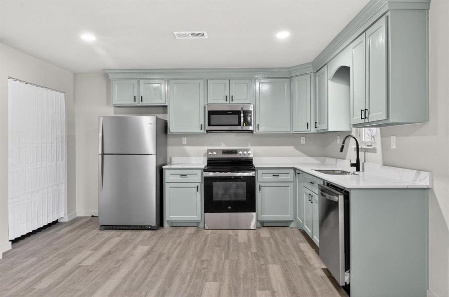 Furnished interior view inside a new home in , Dawson (Image 4).