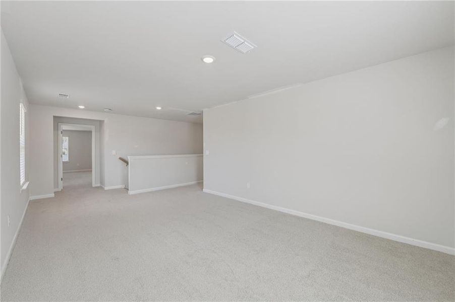 Spacious, unfurnished interior of a new home in Parkside at Grayson, Grayson (Image 33).