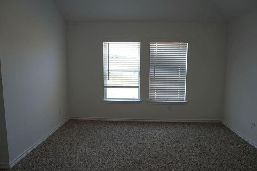 Spacious, unfurnished interior of a new home in , Dayton (Image 15).