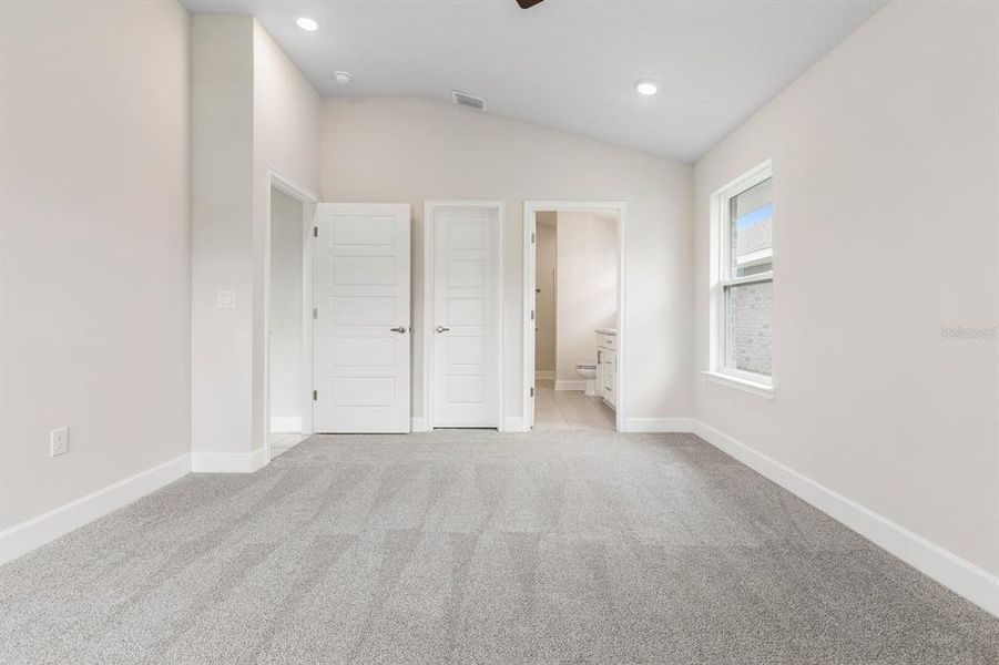 Spacious, unfurnished interior of a new home in , Palm Coast (Image 20).