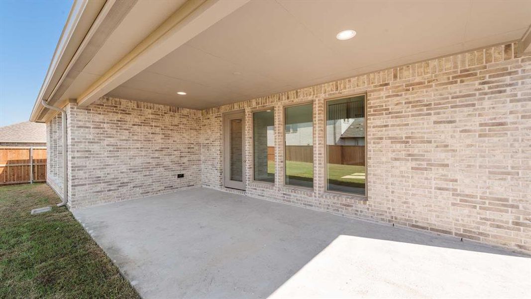 Spacious, unfurnished interior of a new home in Devonshire - Reserve 50', Forney (Image 16). Spacious, unfurnished interior of a new home in Devonshire - Reserve 50', Forney (Image 16).