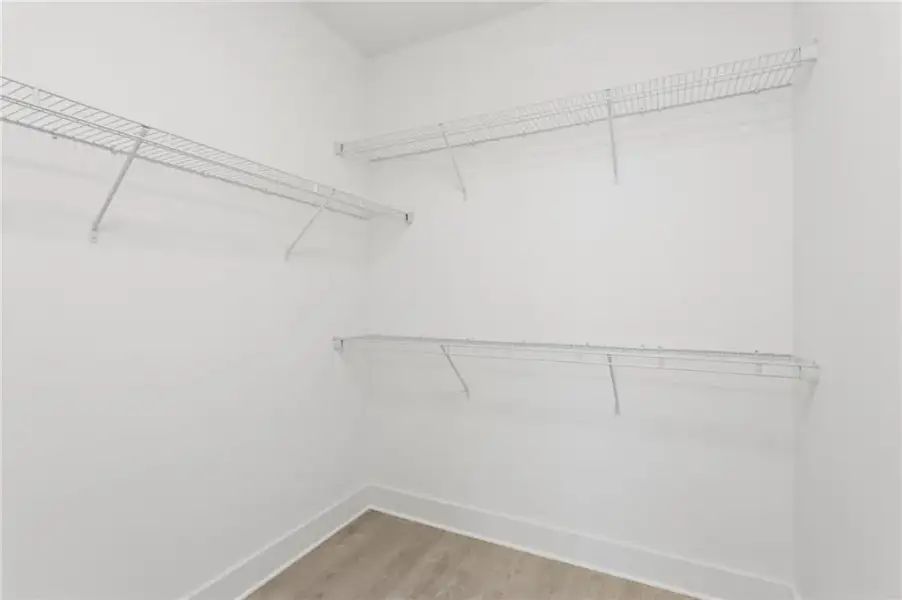 Spacious, unfurnished interior of a new home in , Atlanta (Image 35).