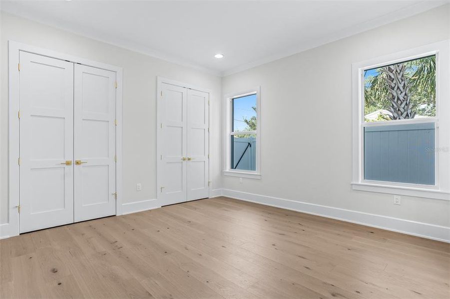 Spacious, unfurnished interior of a new home in , Tampa (Image 59).