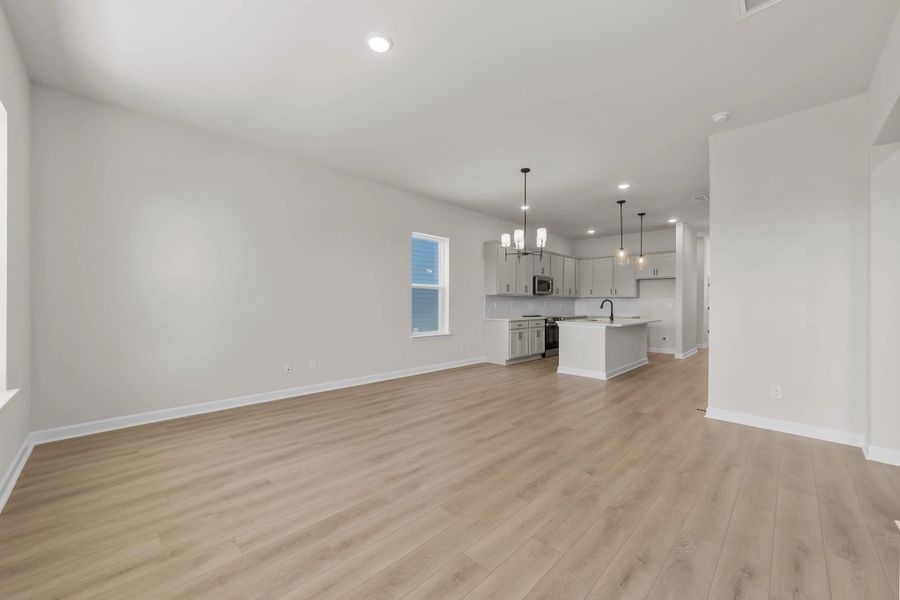Spacious, unfurnished interior of a new home in Blue Heron Retreat, Little River (Image 15).