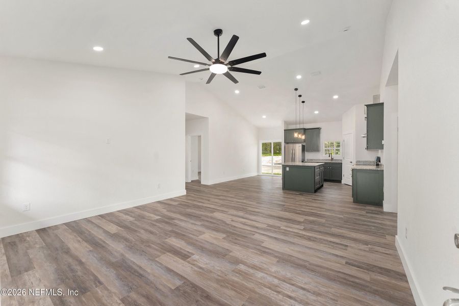 Spacious, unfurnished interior of a new home in , Hampton (Image 13).