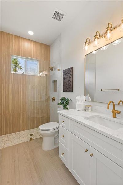 Furnished interior view inside a new home in , Sanford (Image 77).