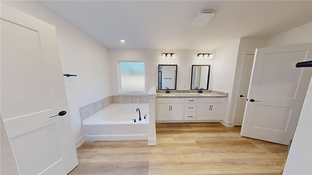 Furnished interior view inside a new home in Briarwood, Alachua (Image 7).