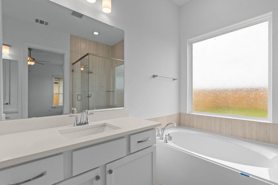 Furnished interior view inside a new home in Attwater, Waller (Image 14).