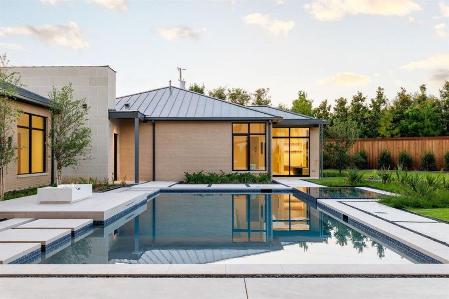 Image 29 of a home in .