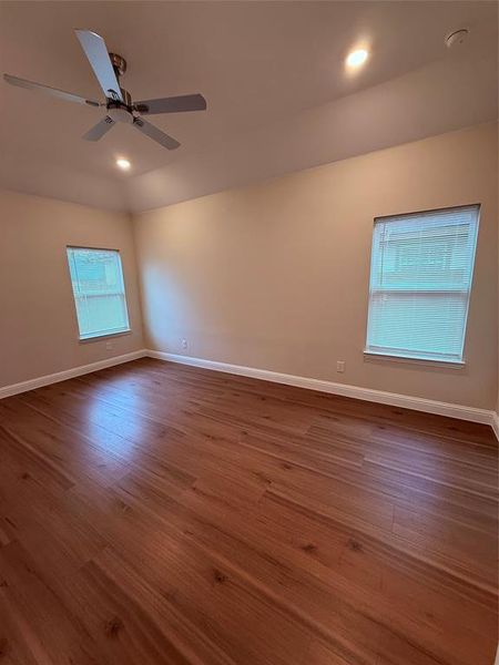 Spacious, unfurnished interior of a new home in , Dallas (Image 28).
