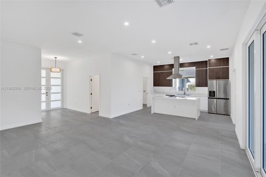 Image 40 of a home in .