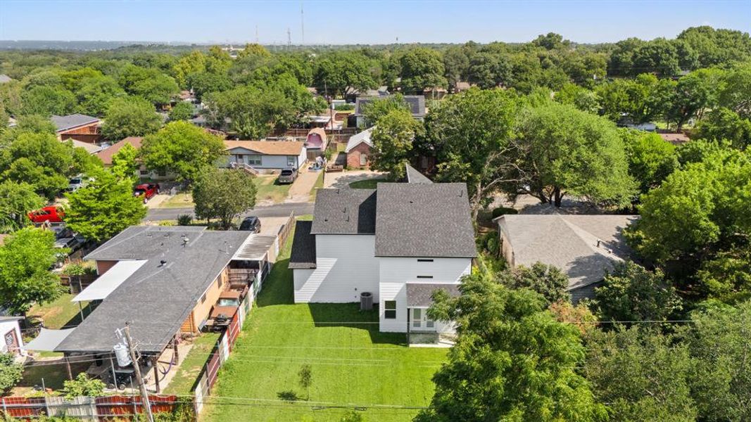 Front exterior of a new home in , Dallas, TX, highlighting curb appeal (Image 23). Front exterior of a new home in , Dallas, TX, highlighting curb appeal (Image 23).