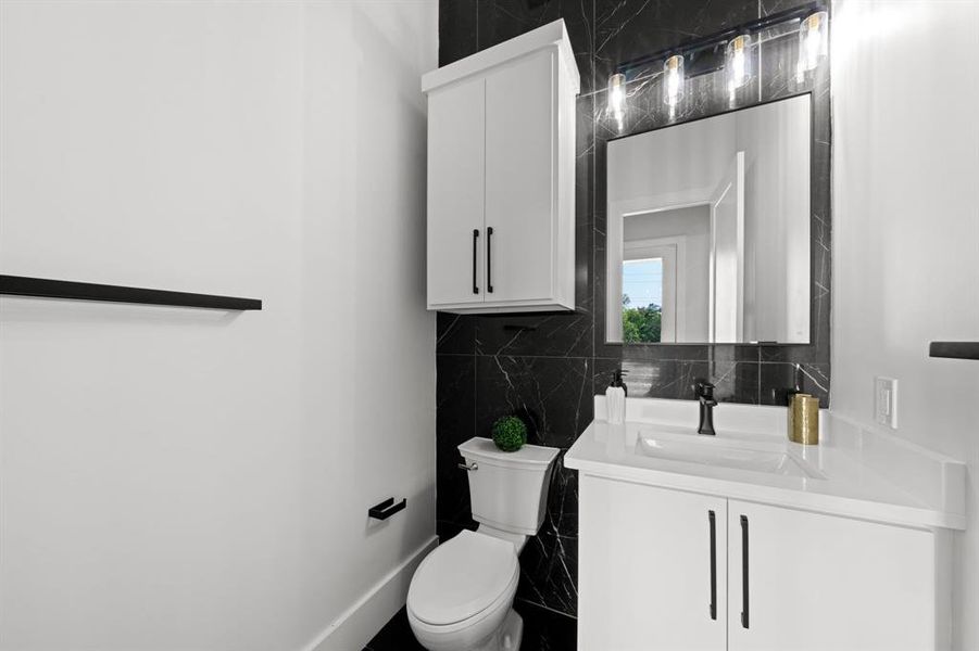 Furnished interior view inside a new home in , Dallas (Image 25).