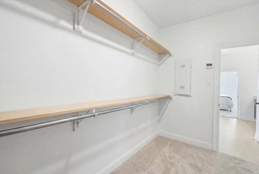 Spacious, unfurnished interior of a new home in , Orange (Image 23).