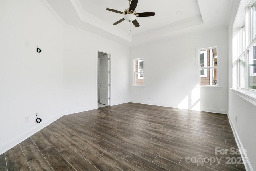 Spacious Primary Suite