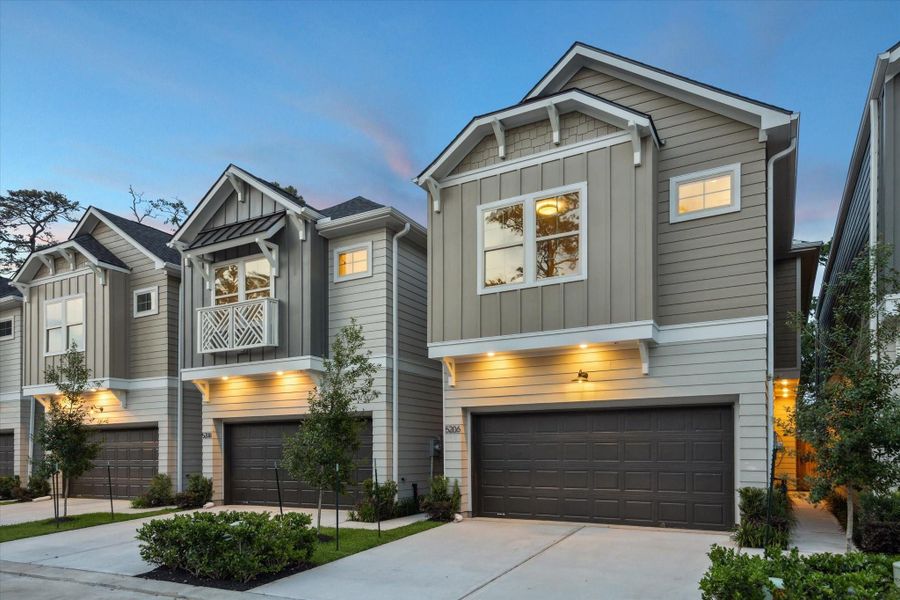 Private Driveway Homes in a Gated Community Private Driveway Homes in a Gated Community