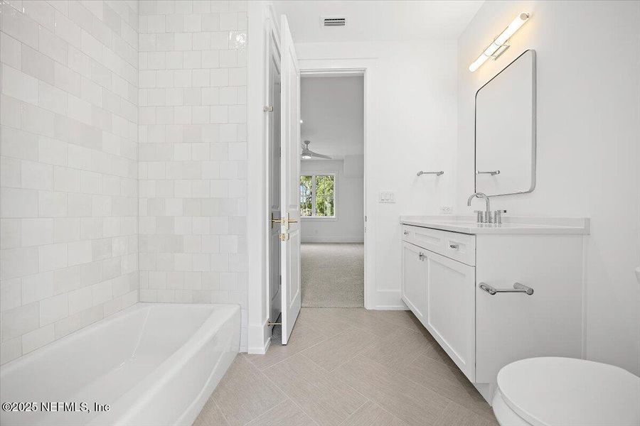 Furnished interior view inside a new home in , Ponte Vedra (Image 15).