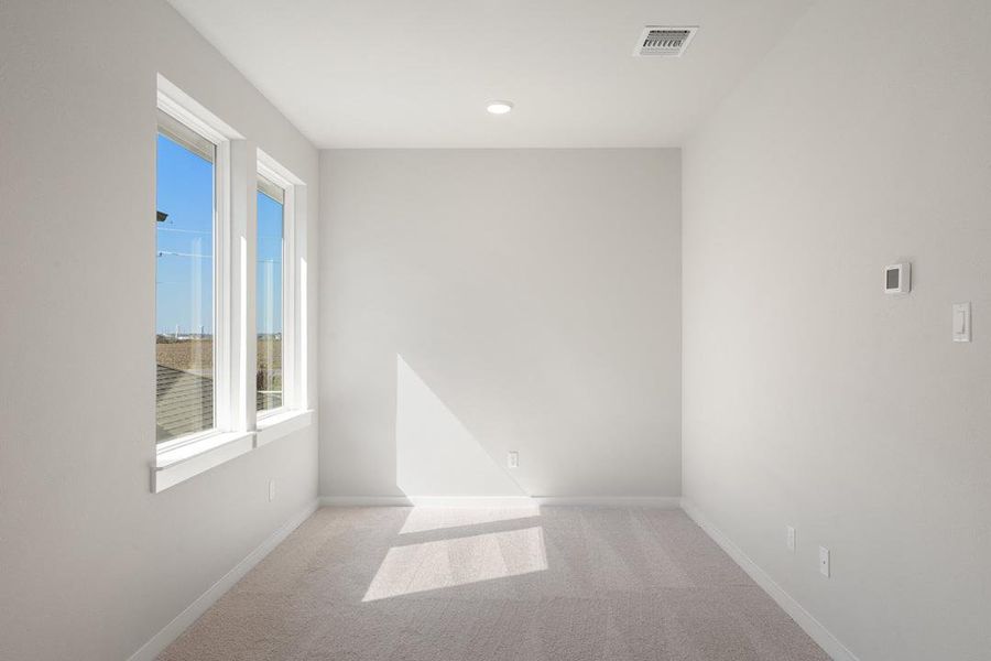 Spacious, unfurnished interior of a new home in Flora, Hutto (Image 24).