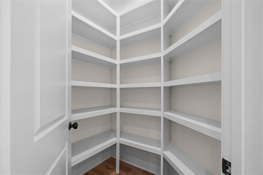 Spacious, unfurnished interior of a new home in Brookmont, Douglasville (Image 23).