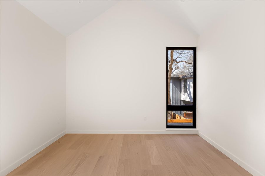 Spacious, unfurnished interior of a new home in , Austin (Image 32).