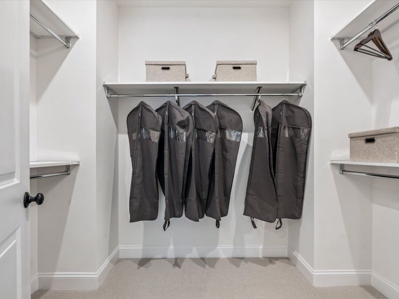 Representative interior finishes for a home built from the Aster by Tri Pointe Homes in Ross Farms, Charlotte (Image 25).