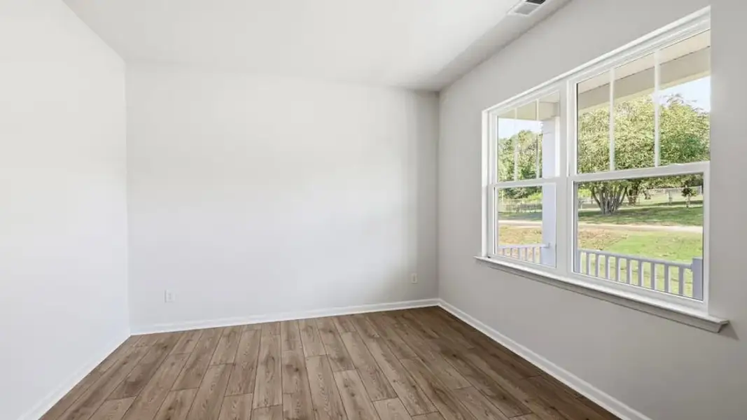 Spacious, unfurnished interior of a new home in Ben Hurt Road, Lyman (Image 17).