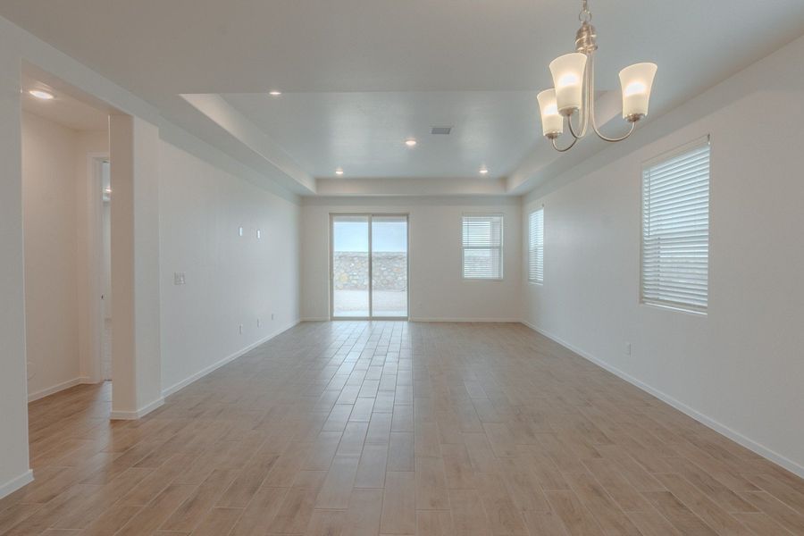 Spacious, unfurnished interior of a new home in Paseo Del Este, El Paso (Image 22).