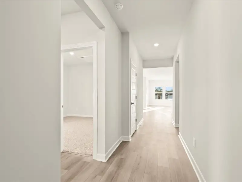 Spacious, unfurnished interior of a new home in Ashby Woods, Boiling Springs (Image 4). Spacious, unfurnished interior of a new home in Ashby Woods, Boiling Springs (Image 4).