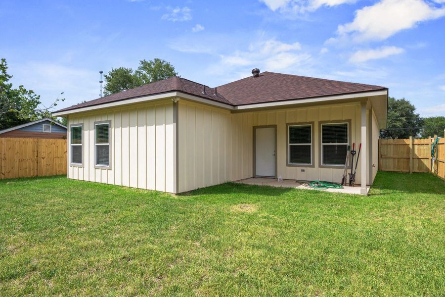 Exterior details and patio area of a home in , Bryan (Image 1).