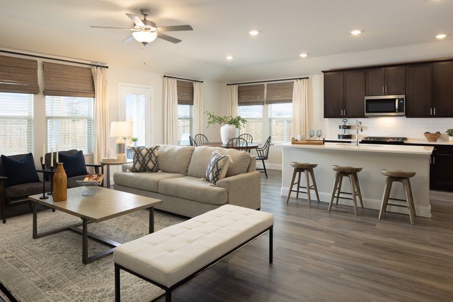 Furnished interior view inside a new home in Simpson Crossing - Signature Series, McKinney (Image 10). Furnished interior view inside a new home in Simpson Crossing - Signature Series, McKinney (Image 10).