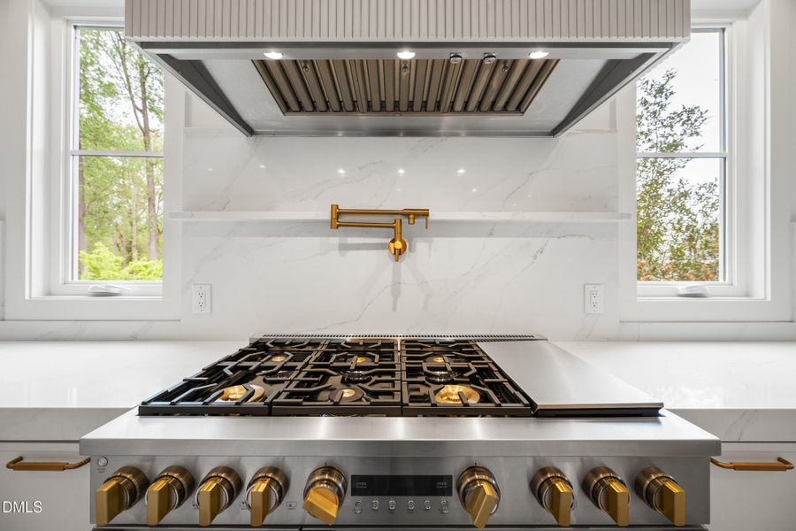 16 -2817 claremont rd, interior, kitchen