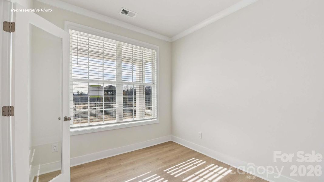 Spacious, unfurnished interior of a new home in Oak Grove Hill, Huntersville (Image 19).