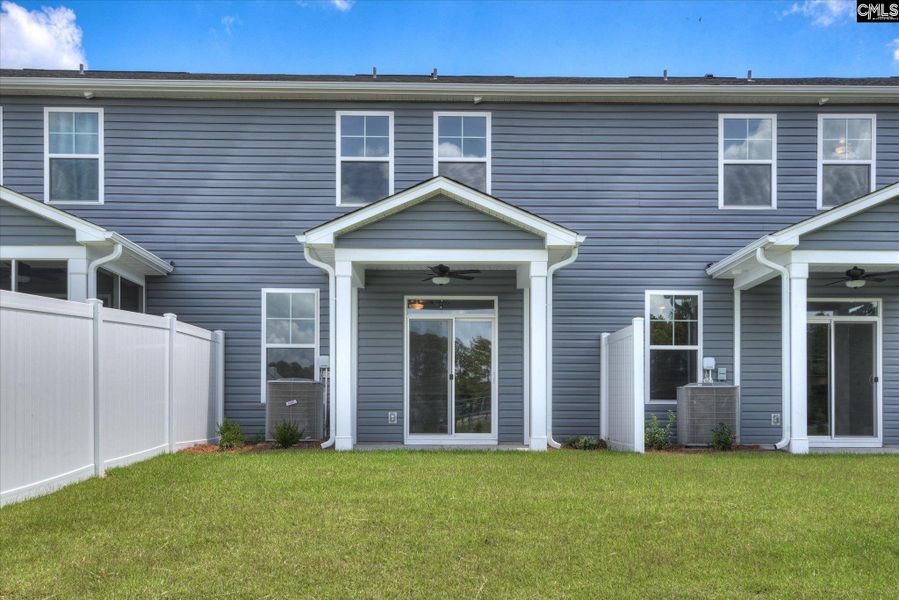 Exterior details and patio area of a home in Walker’s Trail, Lexington (Image 19).