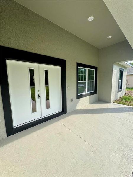 Spacious, unfurnished interior of a new home in , Citrus Springs (Image 10).