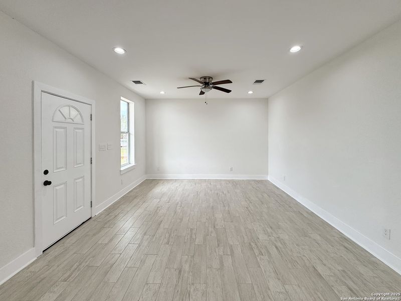 Spacious, unfurnished interior of a new home in , Spring Branch (Image 18).