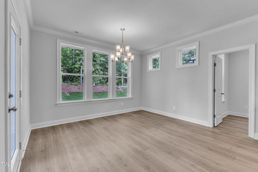 30-9164 Dupree Mdw-35