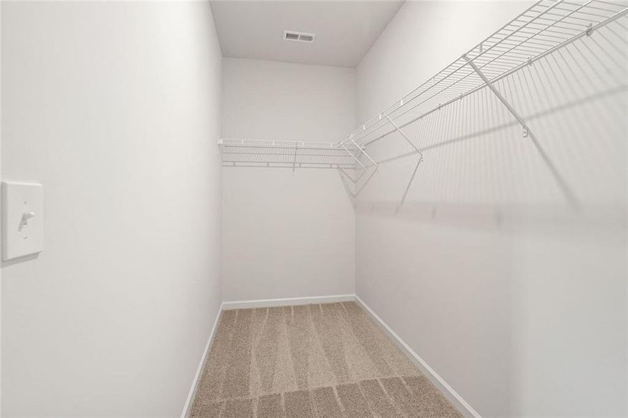 Spacious, unfurnished interior of a new home in Sanders Park, Austell (Image 20).