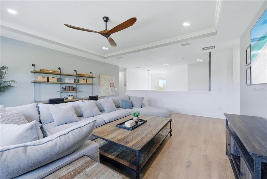 Furnished interior view inside a new home in , Sarasota (Image 46).