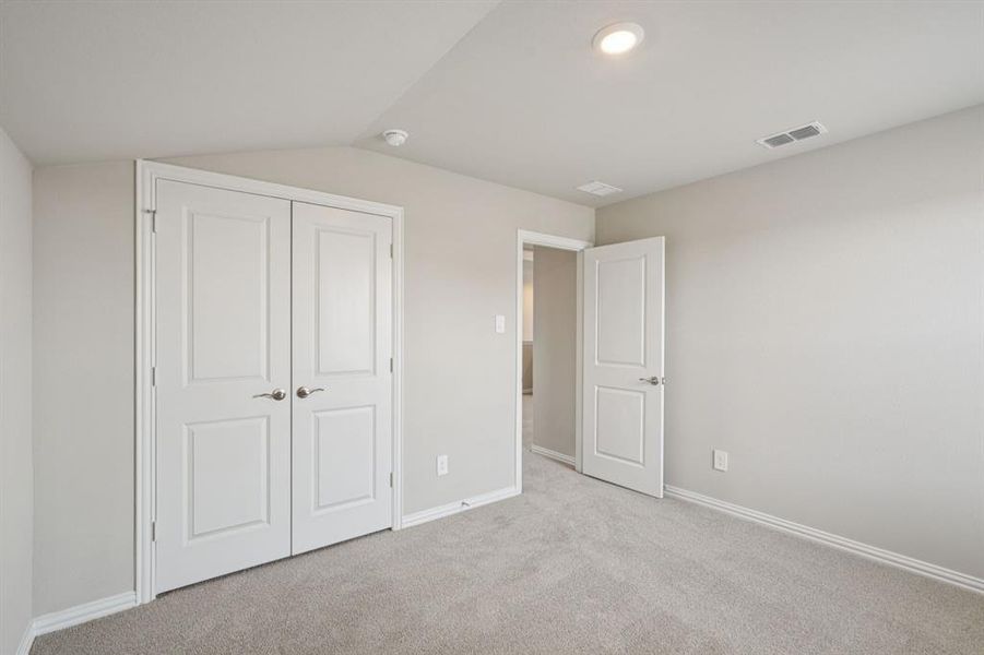 Photo is not of the actual home, but is an inspirational photo of builder’s model home and may depict options, furnishings, and/or decorator features that are not included. Photo is not of the actual home, but is an inspirational photo of builder’s model home and may depict options, furnishings, and/or decorator features that are not included.