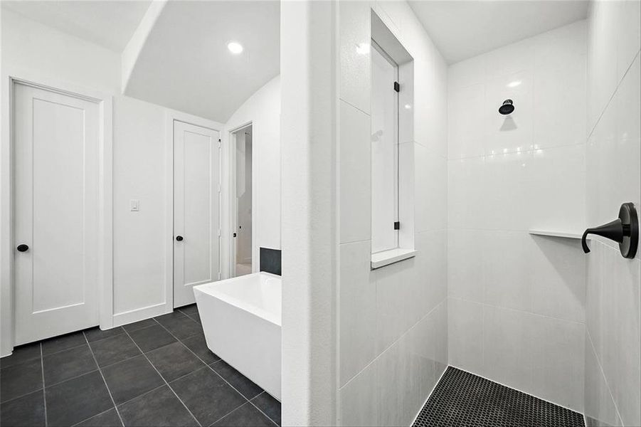 2720AmberLn220E015 2720AmberLn220E015