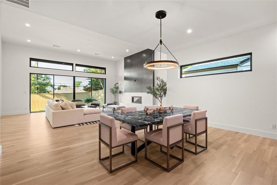 Furnished interior view inside a new home in , Dallas (Image 29). Furnished interior view inside a new home in , Dallas (Image 29).