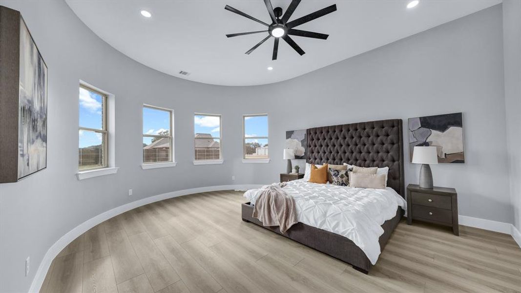 Furnished interior view inside a new home in , Weatherford (Image 9).