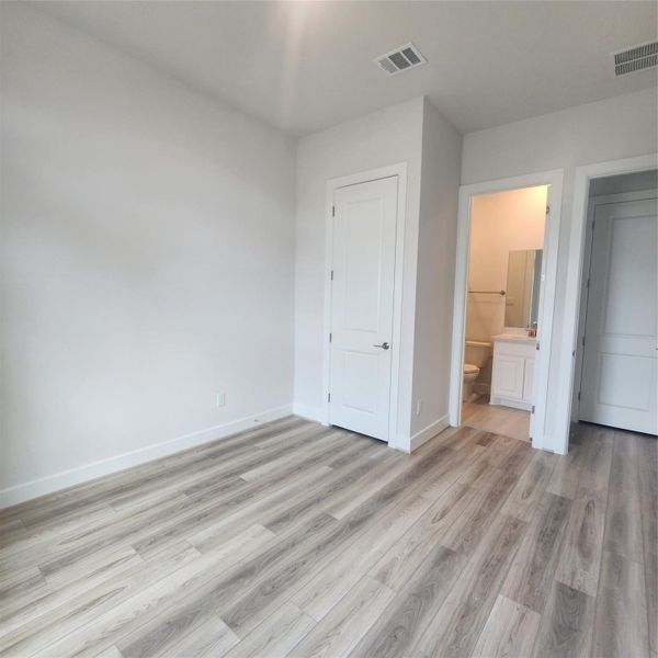 Spacious, unfurnished interior of a new home in , Richmond (Image 29). Spacious, unfurnished interior of a new home in , Richmond (Image 29).