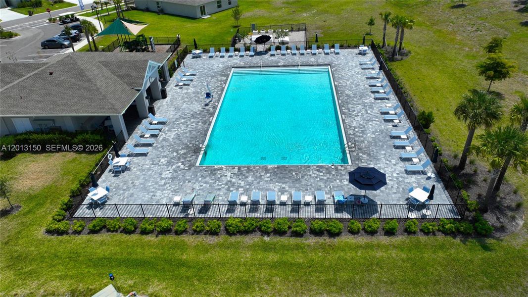 Community amenities in , Lehigh Acres (Image 43).