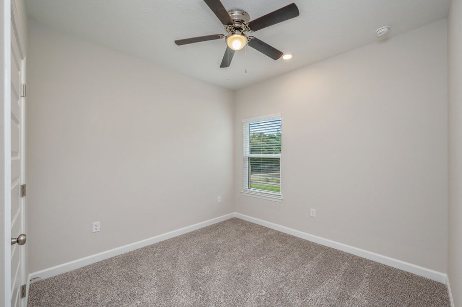 Spacious, unfurnished interior of a new home in Blossom Grove, Crestview (Image 28).