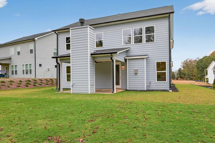 Exterior details and patio area of a home in Red Bird Manor, Jefferson (Image 20).