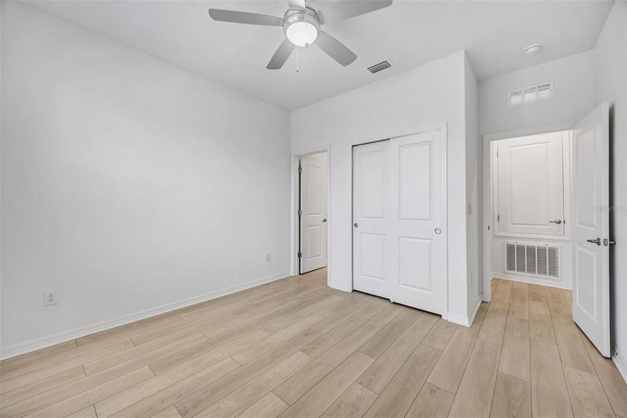 Spacious, unfurnished interior of a new home in , Wesley Chapel (Image 46). Spacious, unfurnished interior of a new home in , Wesley Chapel (Image 46).
