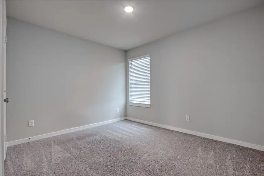 This would make a great home office. This would make a great home office.