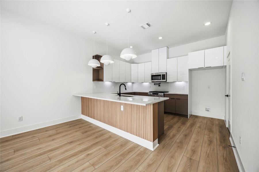 Furnished interior view inside a new home in , Houston (Image 15). Furnished interior view inside a new home in , Houston (Image 15).