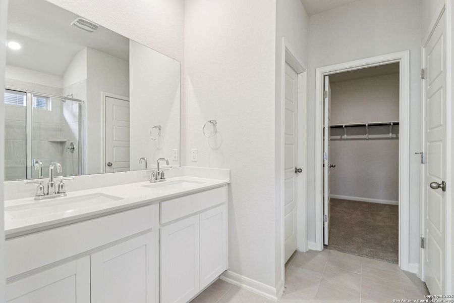 Furnished interior view inside a new home in Arcadia Ridge - Premier Series, San Antonio (Image 11).